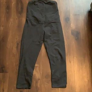 Maternity yoga legging capris
